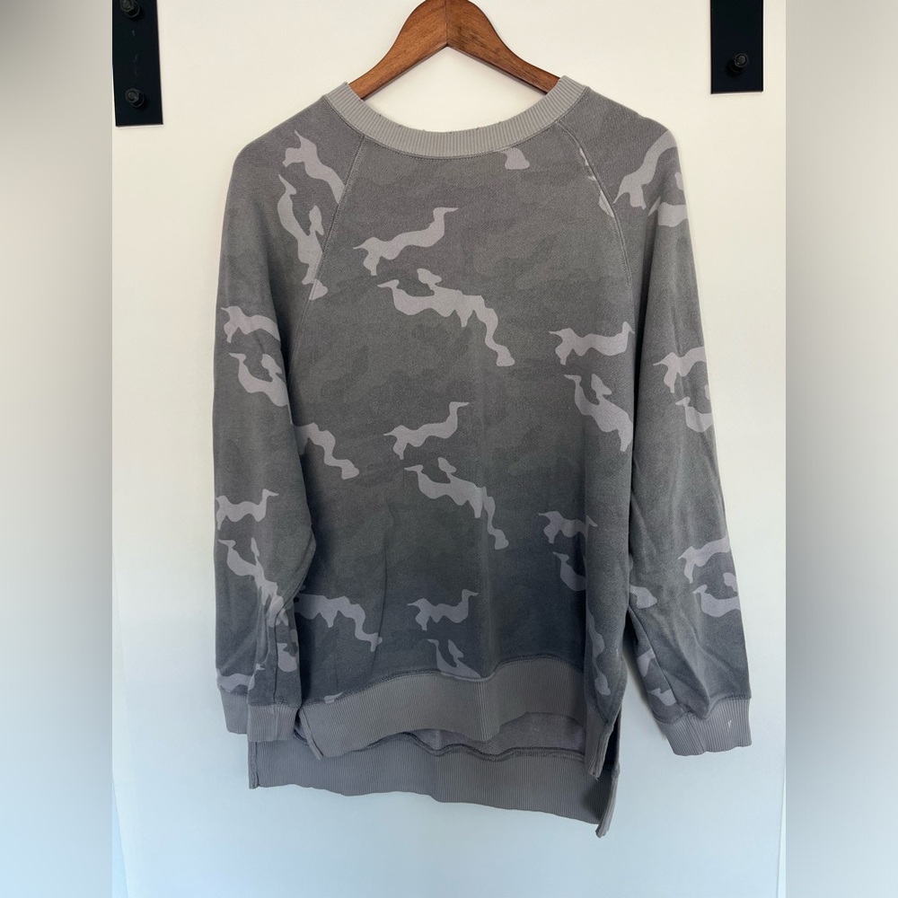 American Eagle Tunic Sweatshirt Camo Split Hem Jegging Fit Size Small